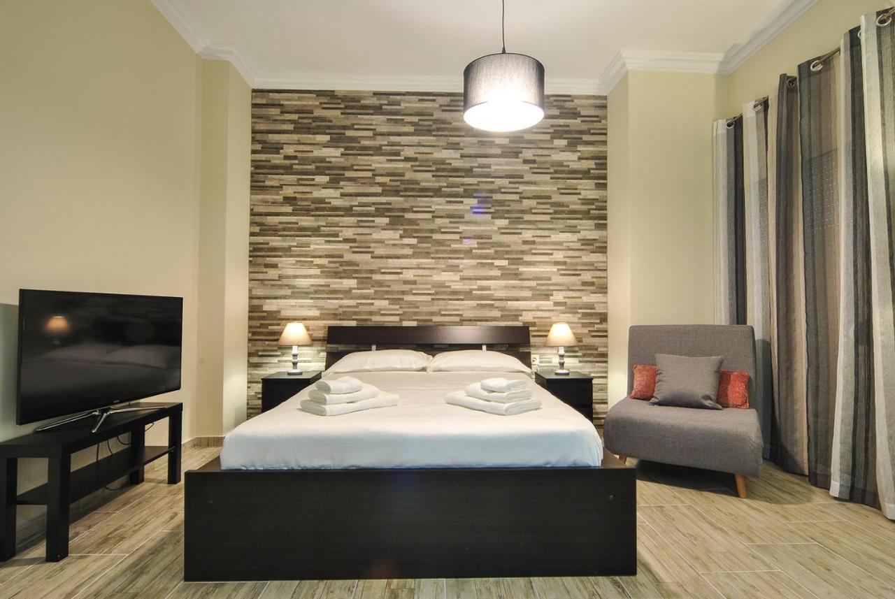 Studio 20 Patras Buitenkant foto